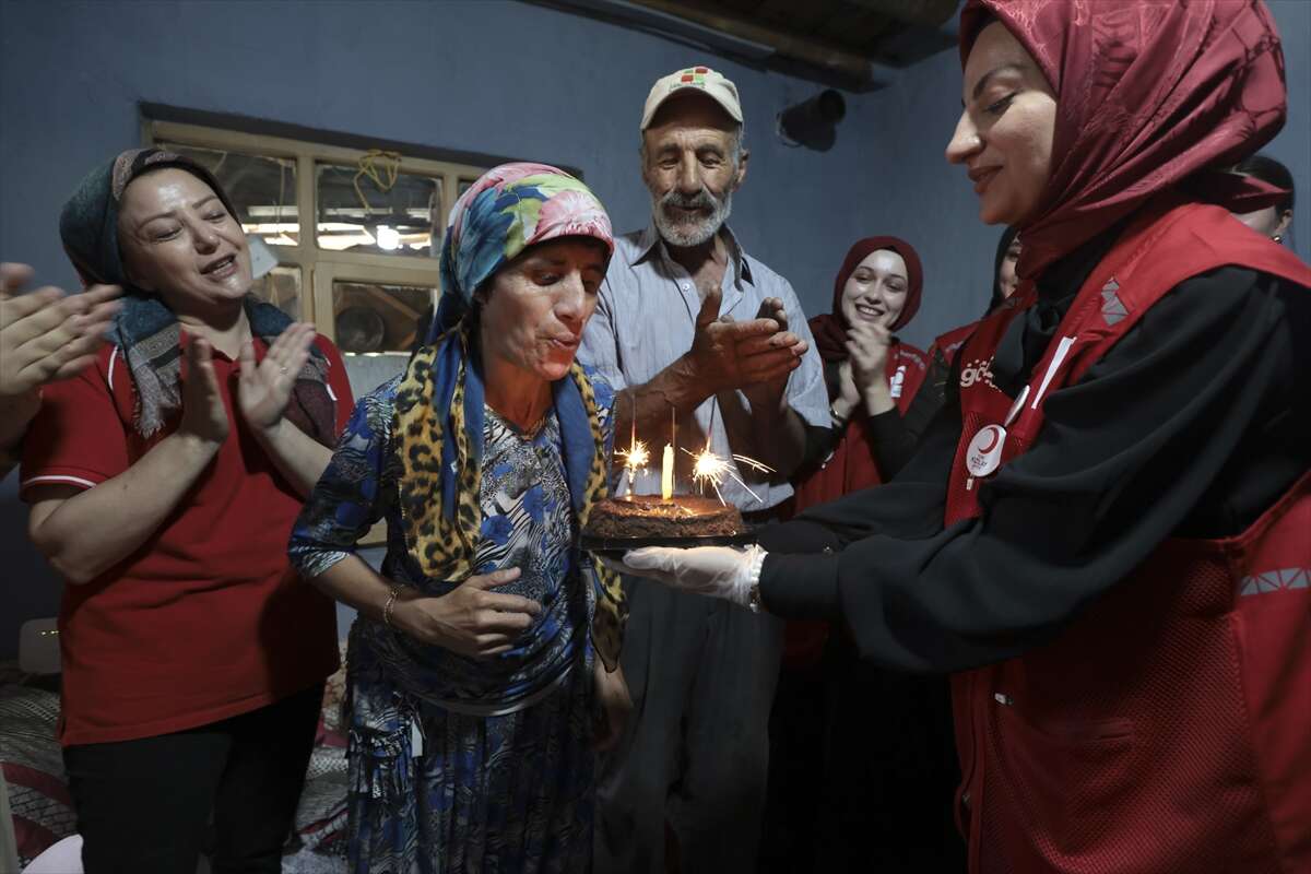 Konya’da engelli kız ve babasına yürek ısıtan dokunuş 5
